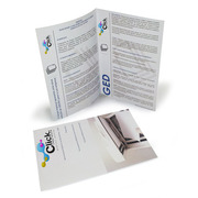 Folder-c-Dobra-(Formato-aberto)-64-x-28-Frente-e-verso-coloridos-(4x4)-Couche-115g-(Fosco)